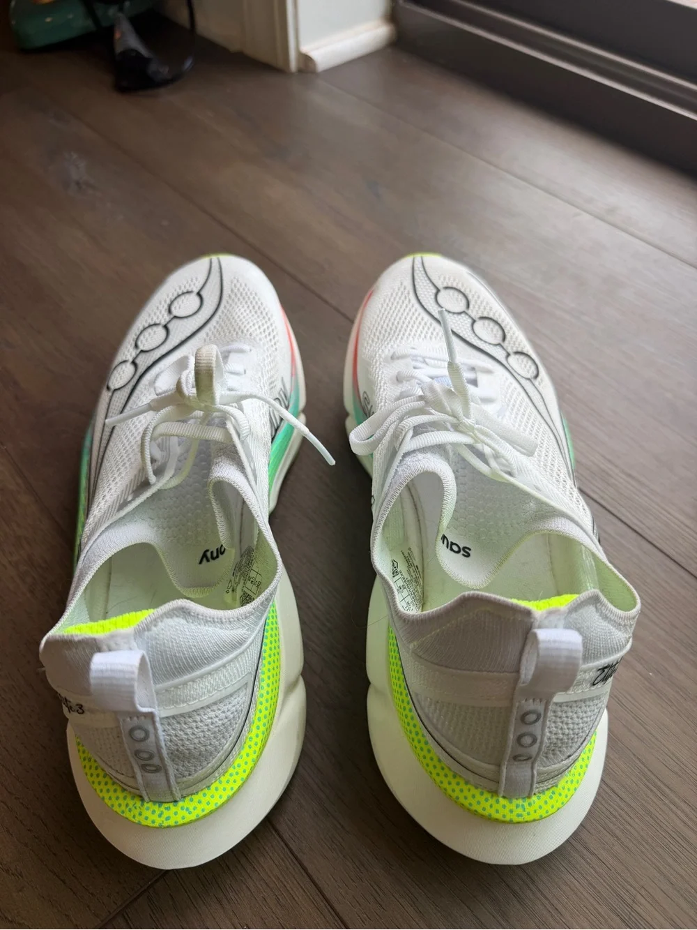 Saucony Endorphin Elite 3 - Size 11